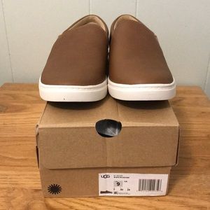 Ugg Brown Leather Sneakers size 9